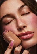 Rhode Pocket Blush cor SLEEPY GIRL | Blush em Creme Multifuncional com Acabamento Natural